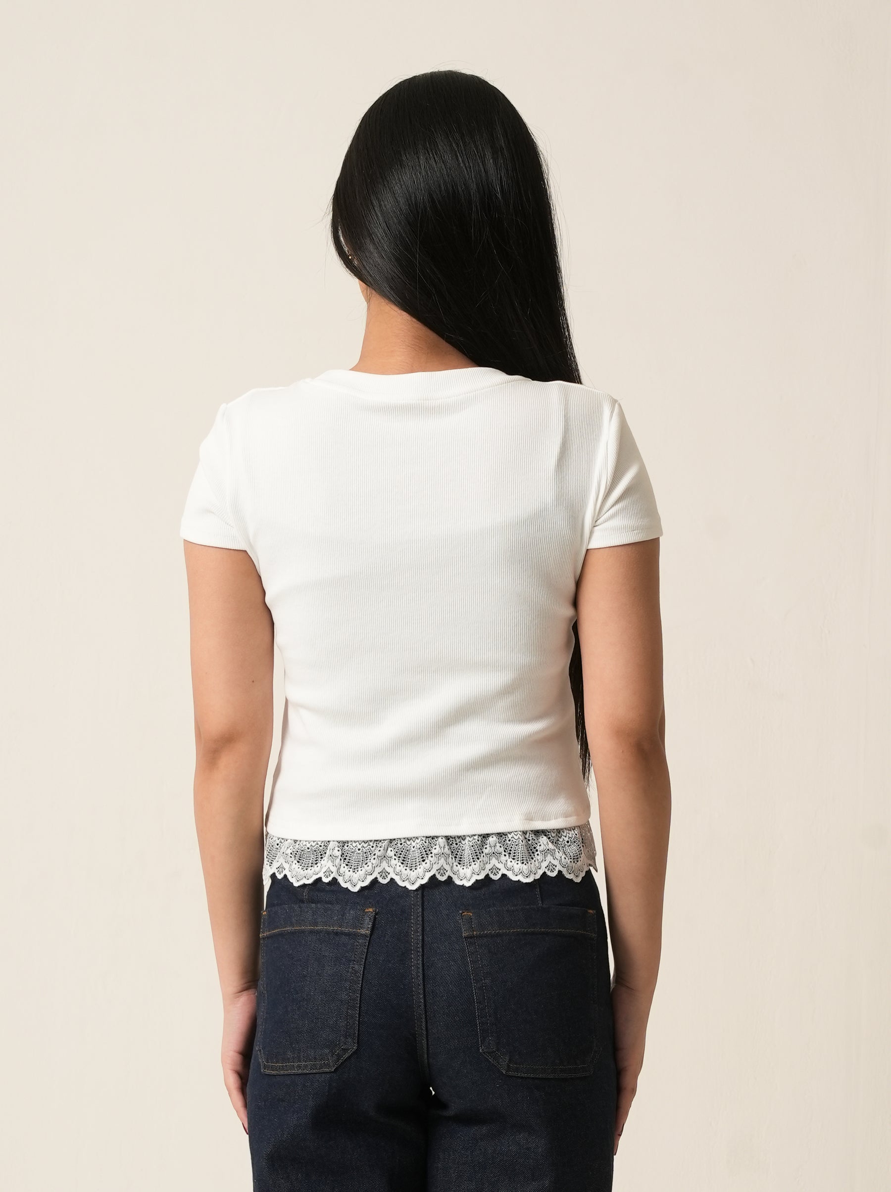 Lace Trim Graphic T-shirt